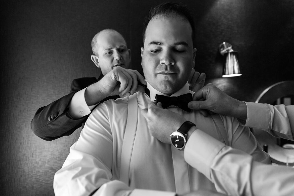 creator vs wedding photographer